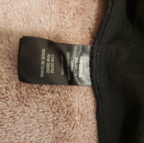 Jasmine & Juliana Lace Dress - Picture 9 of 9